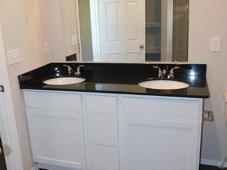 993 S Brambling Ln — Photo 4