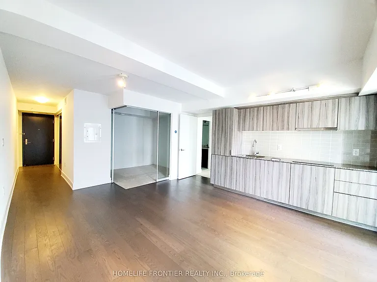 955 Bay St #1701 — Photo 5