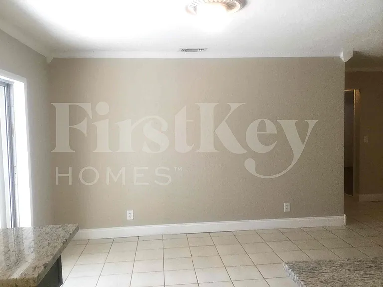 19742 Carolina Cir — Photo 12