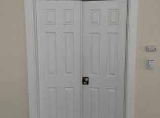 628 W 3rd St #A, Waterloo, IA 50701