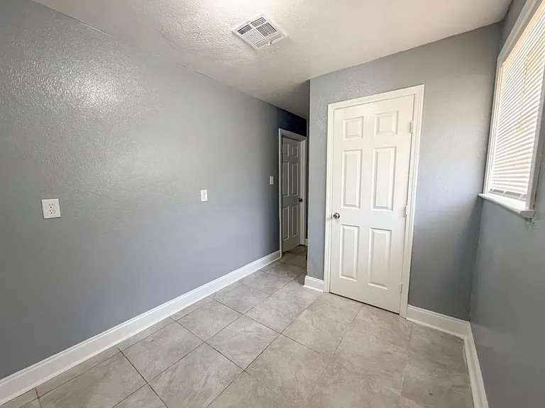 32290 State Highway 642 N — Photo 11