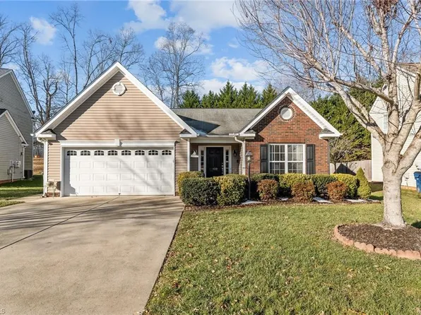 120 Limestone Ct, Gibsonville, NC 27249