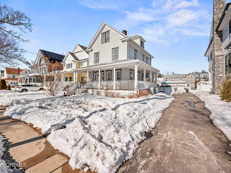 214 Brinley Ave — Photo 22