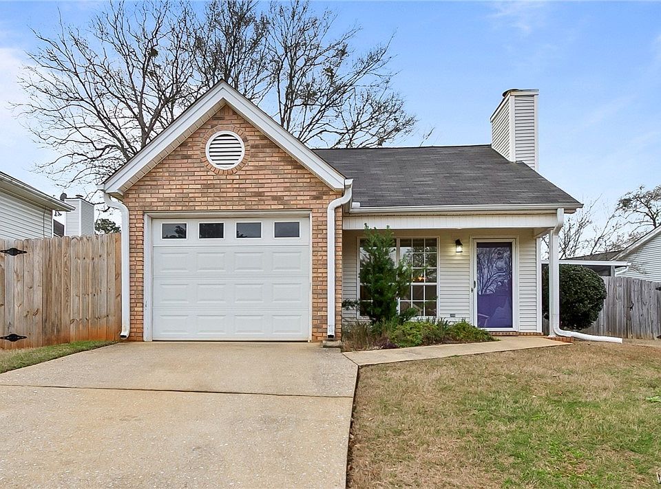 1st image of 2445 Meadowlark Ln