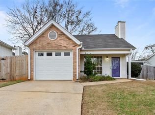 2445 Meadowlark Ln, Northport, AL 35476