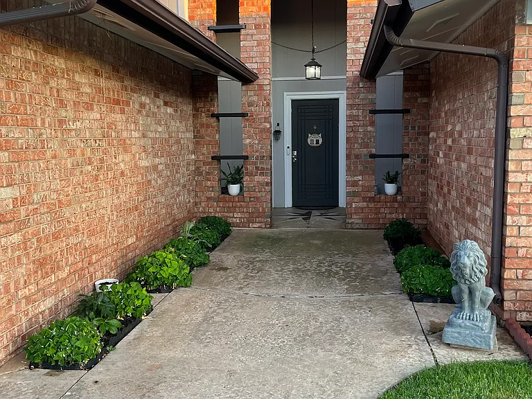 6708 Evergreen Canyon Rd — Photo 3