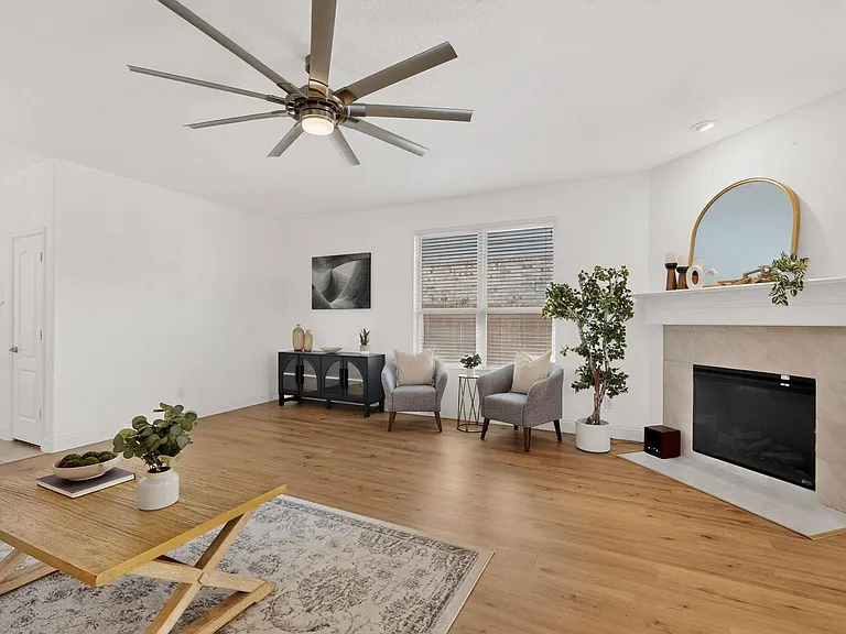 6212 Topsail Dr — Photo 28