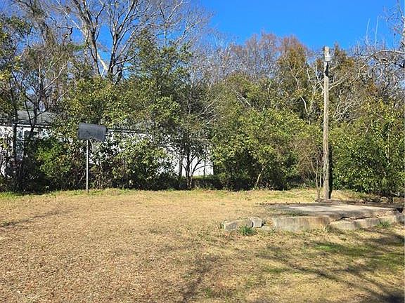 2nd image of 1104 20th St