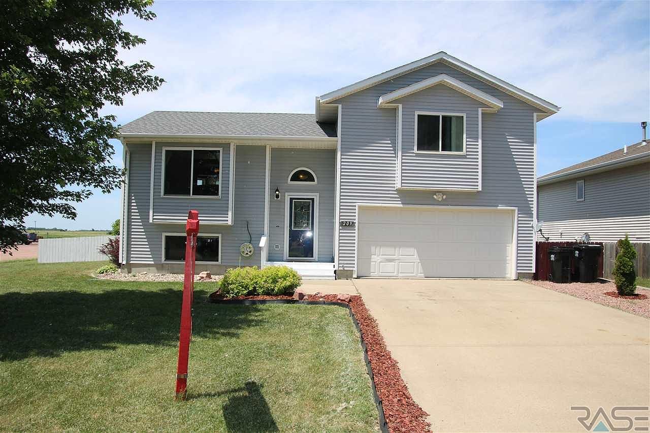 209 S Steven St, Worthing, SD 57077 Zillow