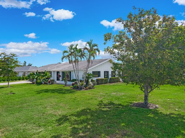 27 Pebble Beach Blvd