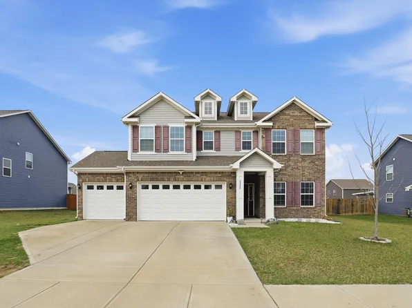 2268 Maple Stone Ln, Greenwood, IN 46143
