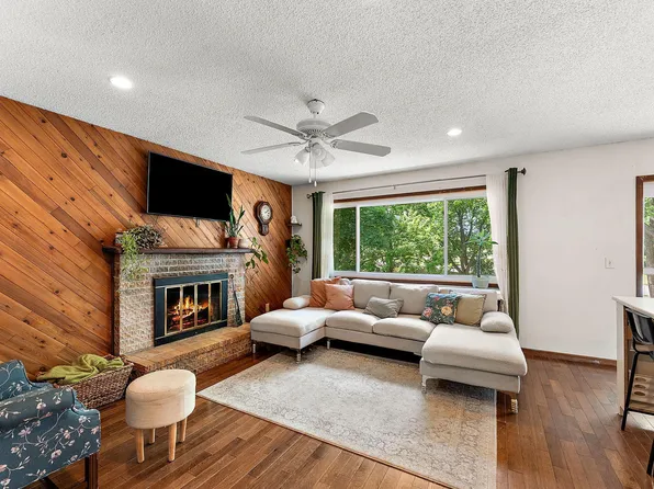 4513 Scott Trl, Eagan, MN 55122