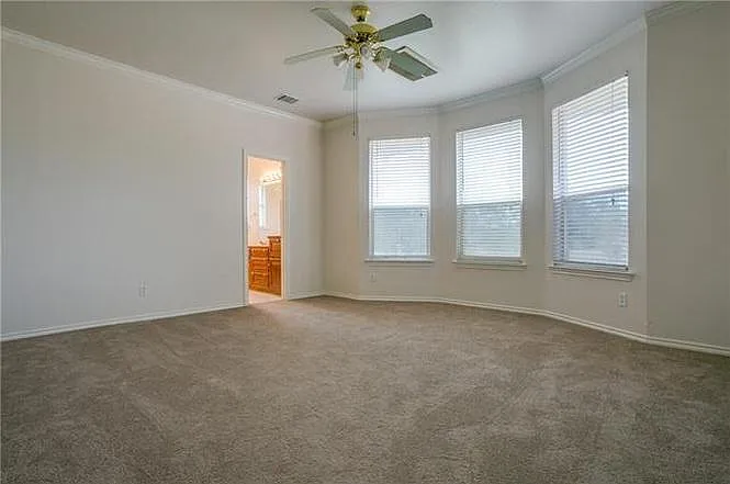 320 Twin Creek Dr — Photo 15