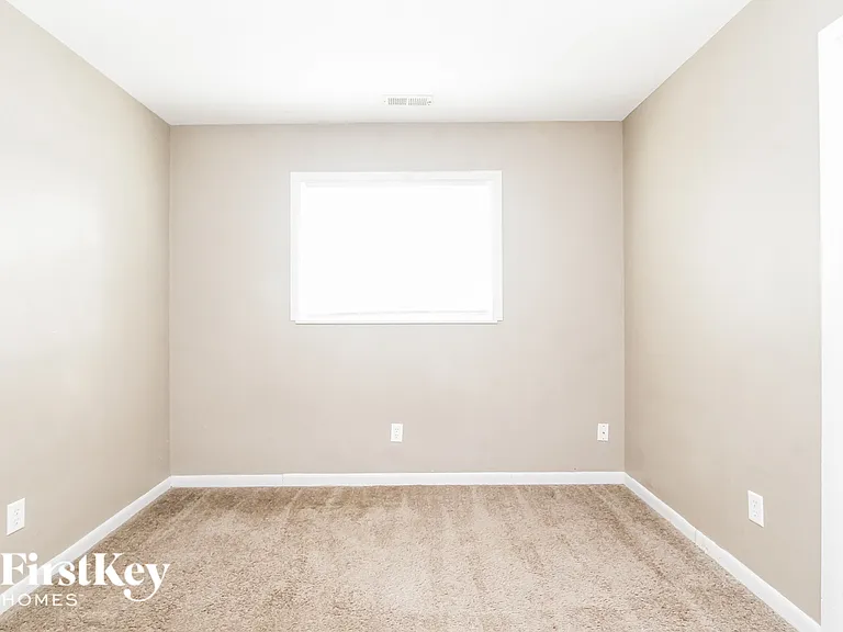 3223 Vincz Dr — Photo 10