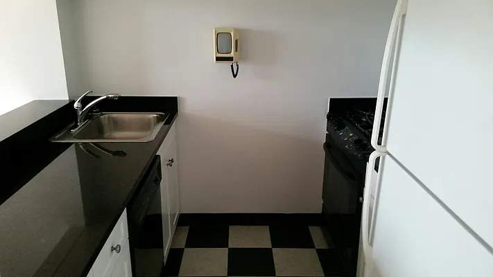 Rented by Tompkins Square Realty | media 10