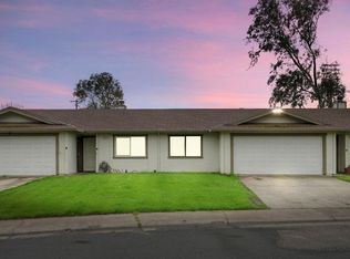 8900 La Haya Dr, Elk Grove, CA 95624