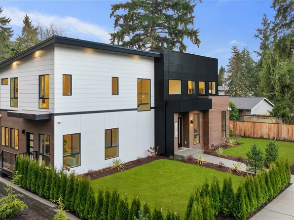 10416 130th Avenue NE, Kirkland, WA 98033