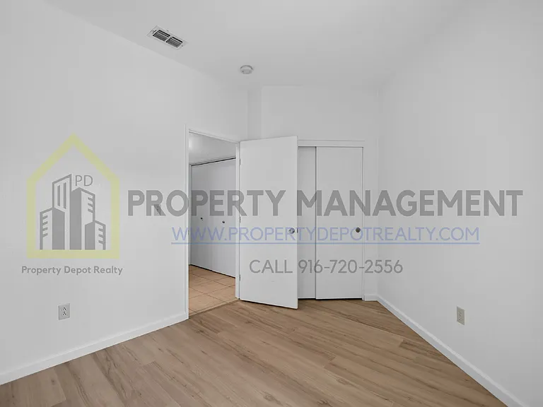 8072 Bothwell Dr — Photo 33