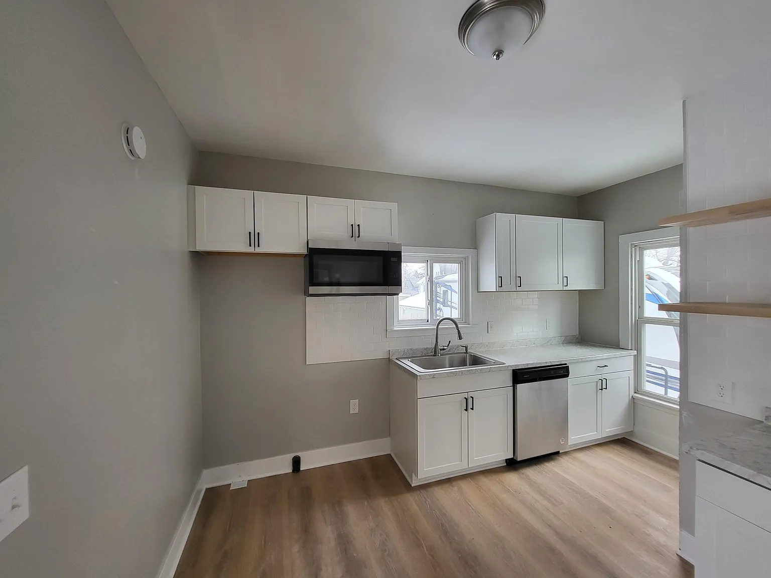 4 bed, $2,200 — Photo 4