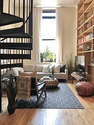 Rented by Level Group