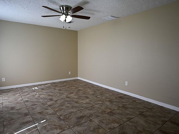 3rd image of 2304 Cedar Bayou Rd