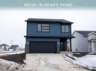 6704 Meadow View Dr S, Fargo, ND