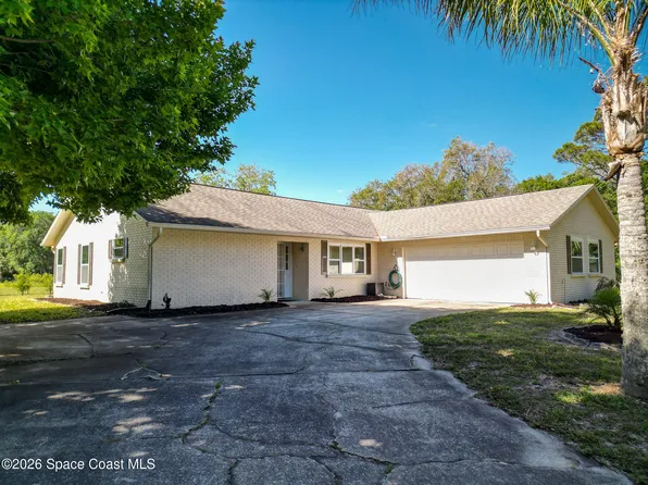 479 Maytown Rd, Oak Hill, FL 32759