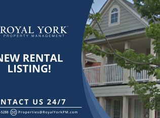 13 Peony St #2, Markham, ON L6B1M2