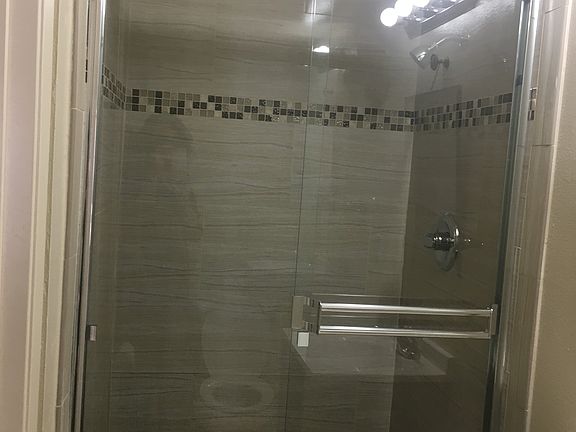 5th image of 6138 Rosemead Blvd APT C
