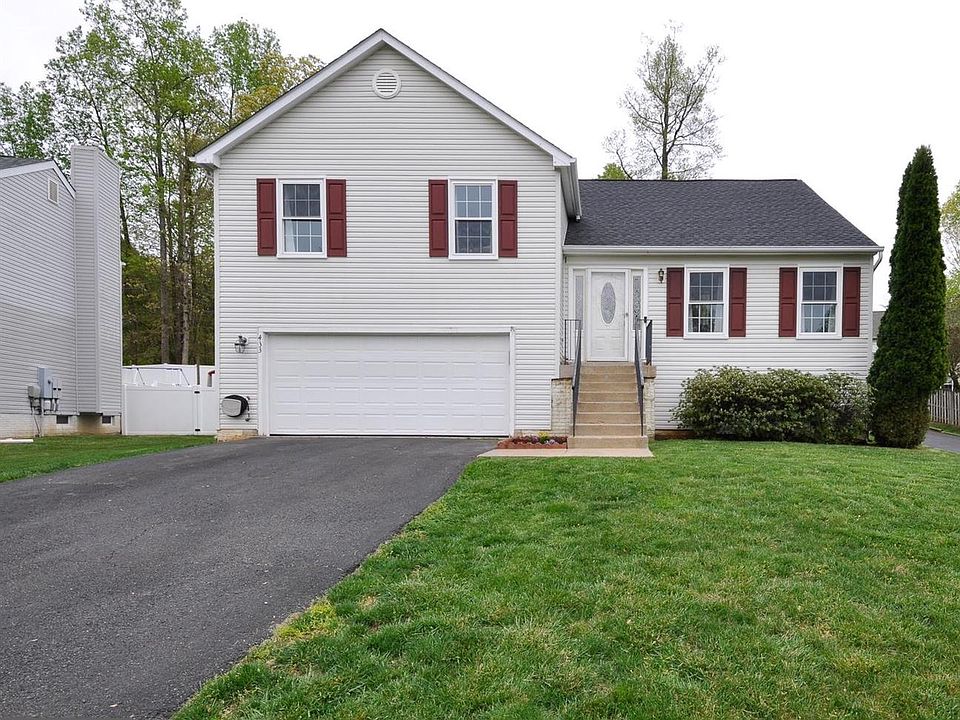 1st image of 433 Oakridge Dr