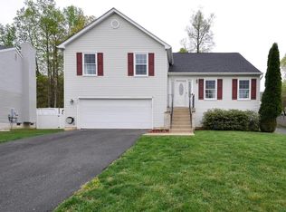433 Oakridge Dr, Stafford, VA 22556