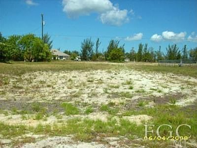 1st image of 3510 SW 14th Pl