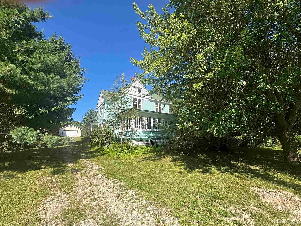 1st image of 605 Ridge Rd