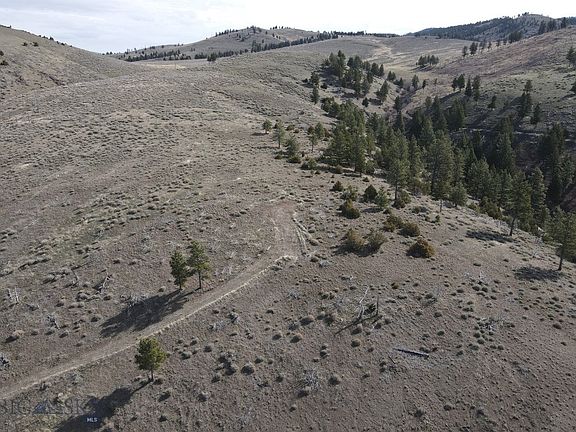 2nd image of 55 Upper Ross Gulch Rd