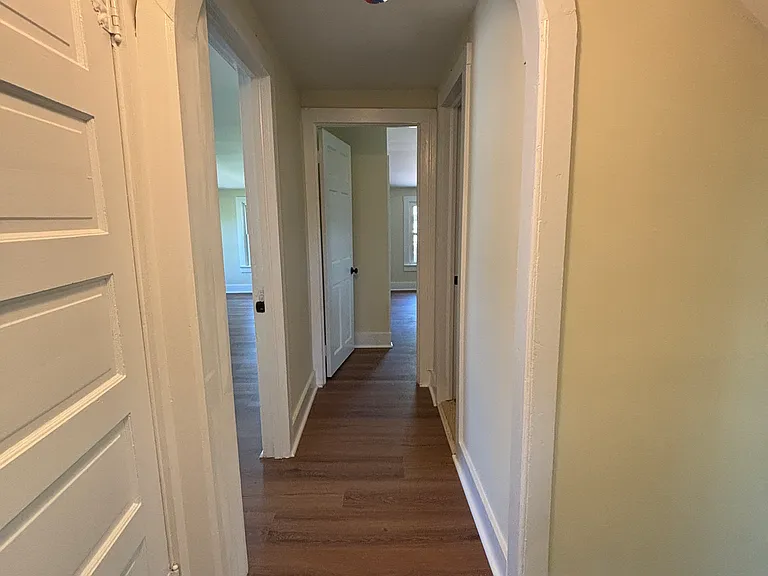 888 Walnut St — Photo 6