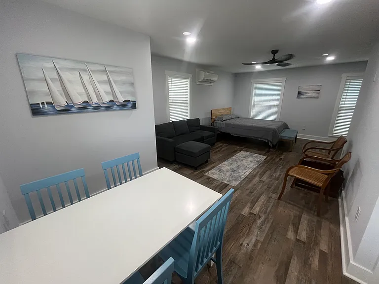 541 S Shore Dr — Photo 15