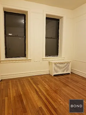 Rented by Bond New York | media 6