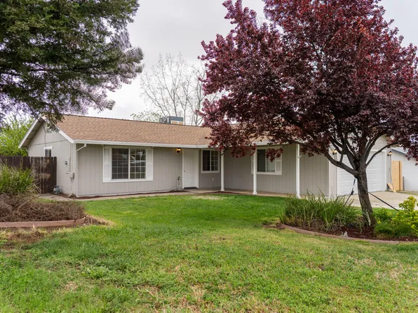 1808 Whistling Dr, Redding, CA 96003