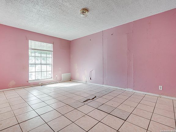 4th image of 6807 INDIAN LAKE DR