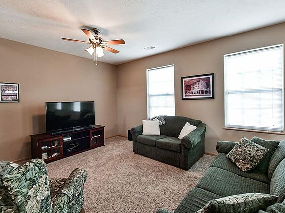 5th image of 3007 Nakoma Ln