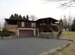 55 McCall Dr, Newell, WV 26050