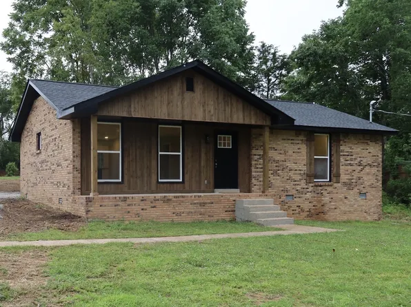 7110 Robinson Dr, Fairview, TN 37062