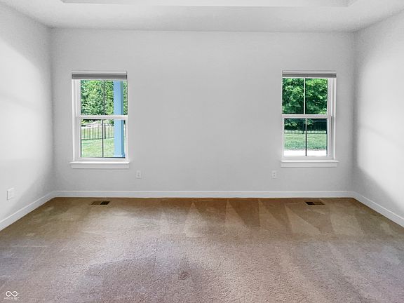 5th image of 5096 Green Valley Ln