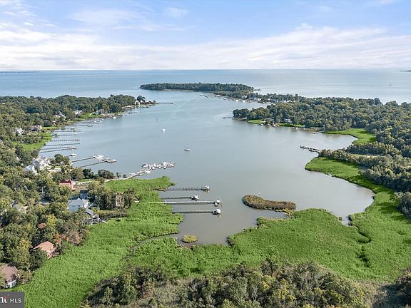 4th image of 3320 Arundel On The Bay Rd