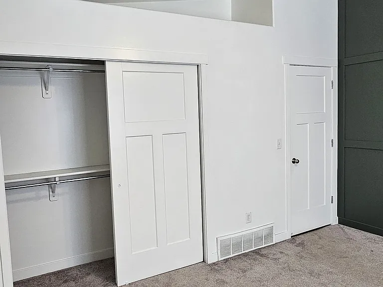 629 W Life Dr — Photo 25