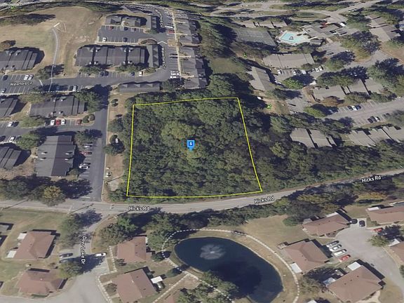 3rd image of 311 Hicks Rd