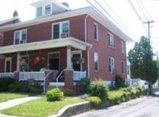 220 Reading Ave, Shillington, PA 19607