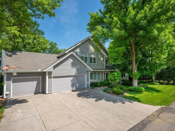 11943 Orchard Ave W, Minnetonka, MN 55305