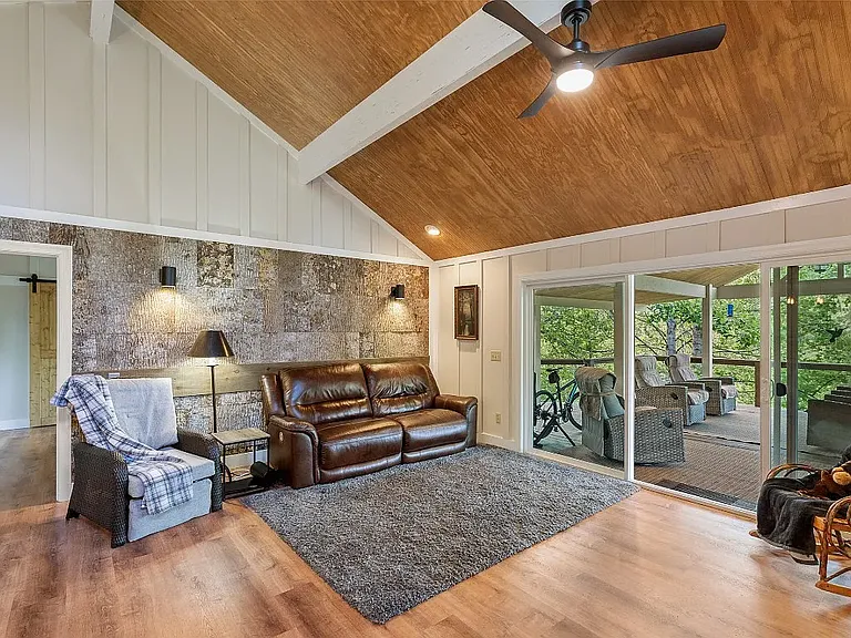 119 Heavens Gate Ln — Photo 46