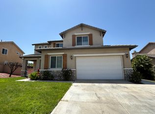 28183 Juniper Tree Ln, Sun City, CA 92585